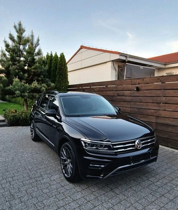 Volkswagen Tiguan Allspace cena 108300 przebieg: 76000, rok produkcji 2020 z Zielonka małe 352